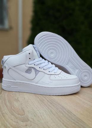 Женские (ботинки) кроссовки nike air force high (деми, зима, с мехом)10 фото