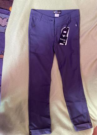 Брюки шкільні