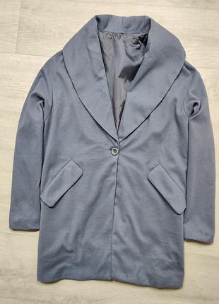 Голубое пальто