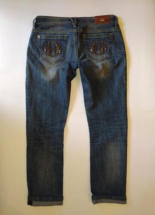 Очень красивые джинсы оригинал с заклёпками