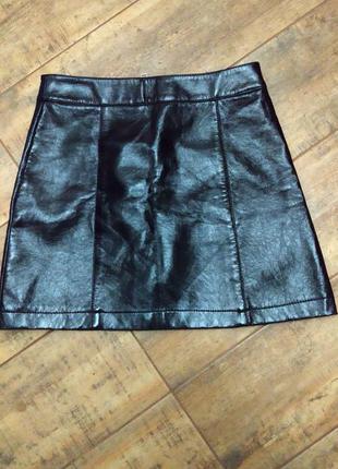 Скидка один день!!стильная крутая юбка под кожу бренда topshop