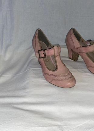 Туфлі *tamaris* шкіра німеччина р.38 (25.00)