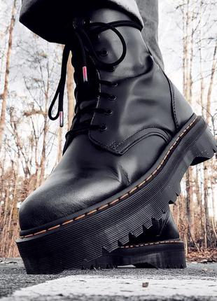 Ботинки на платформе dr. martens jadon smooth leather platform boots black4 фото