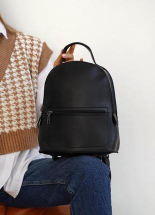 Рюкзак з блискавкою поперек чорного кольору2 фото
