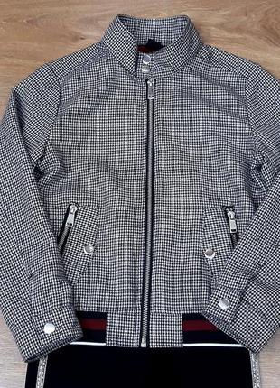 Стильний бомбер