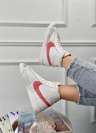 Женские кроссовки nike blazer mid 77 white/pink5 фото