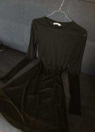 Маленькое чёрное платье8 фото