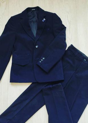 Відмінний костюмчик lilus темно синього кольору1 фото