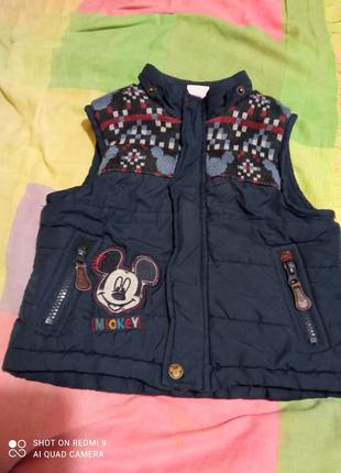 Безрукавка на хлопчика