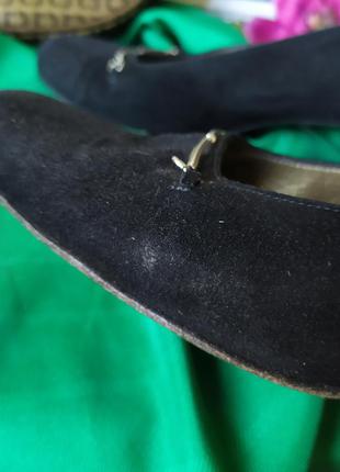 Замшевые кожаные легкие туфли квадратный каблук kurt geiger, винтажный стиль3 фото
