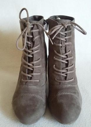 Демисезонные ботинки фирмы gracelend ( германия ) р. 39 стелька 25,5 см1 фото