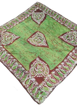 Салатовый шелковый платок ручной работы (88х89см)