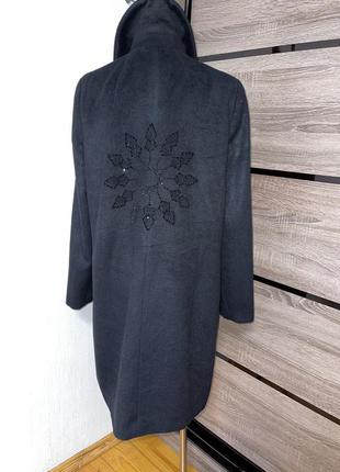 Красиве чорне пальто бойфренд з декоративними каменями на спинці🛍🌺🎁