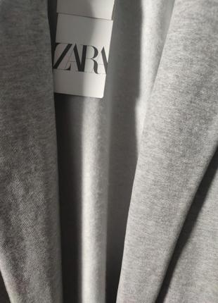 Серое пальто без пуговиц с карманами на флисе zara5 фото