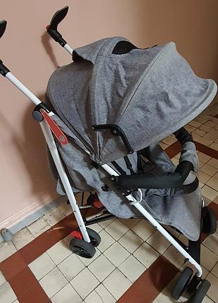 Прогулочная коляска трость серая с капюшеном италия