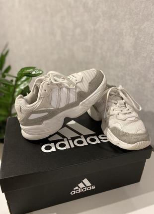 Кроссовки adidas original 31 розмір 20 см.