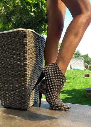 Ботильйони giuseppe zanotti