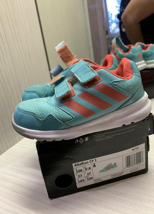 Кросівки adidas 27р дуже легкі