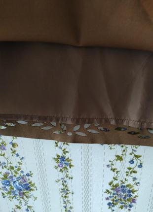 Чудесная юбка под замш( текстиль) с перфорированным узором6 фото