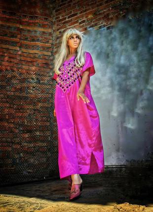 Платье длинное с вышивкой бисер бусины в этно бохо стиле индийское