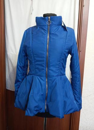 Курточка,новая,деми, р. s - m,ц. 550 гр