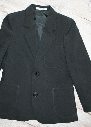 Пиджак школьнику marks & spencer. состояние нового.
