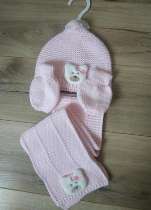 Шапка, шарф, царапки