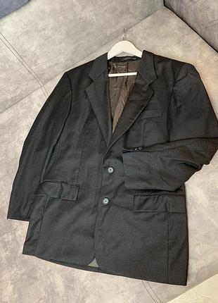 Серый пиджак hugo boss кашемир