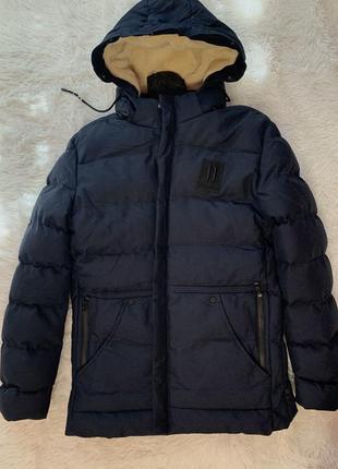 Зимова чоловіча куртка