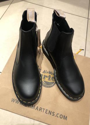 Ботинки челси dr. martens vegan 2976 smooth chelsea оригинал.5 фото