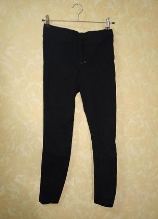 Стрейчевые черные брюки