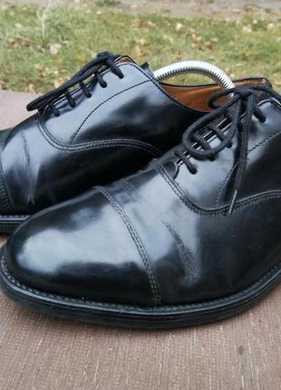 Мужские классические черные туфли оксфорды loake england dainite