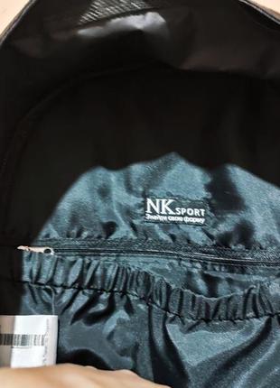 Яркий черный городской рюкзак с аксессуаром parfois5 фото