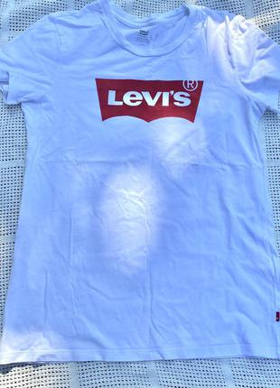 Футболка levis