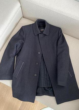 Натуральное шерстяное пальто с жилетом размер l hugo massimo