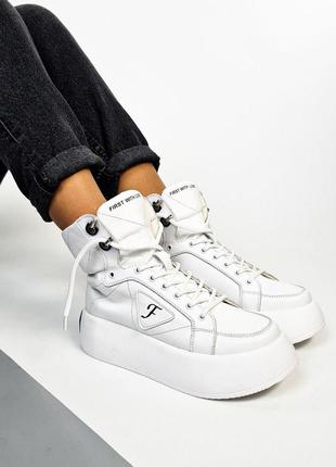 Кеды на плотформе из натуральной кожи