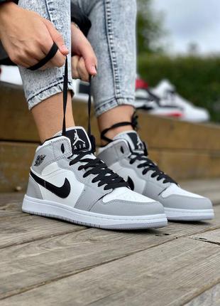 Nike air jordan 1 retro mid white grey fur ❄️женские зимние серые утепленные кроссовки с мехом найк жіночі стильні сірі утеплені брендові кросівки6 фото