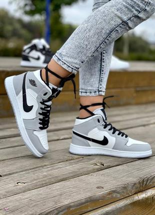 Nike air jordan 1 retro mid white grey fur ❄️женские зимние серые утепленные кроссовки с мехом найк жіночі стильні сірі утеплені брендові кросівки