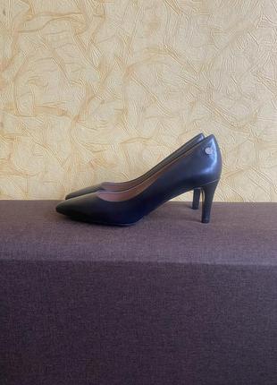 Туфлі човники pollini pp 37,5