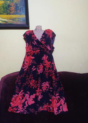 Краса неймовірна! шикарнейше довге плаття в яскравий квітковий принт.  нове етикетка батал, 56-581 фото
