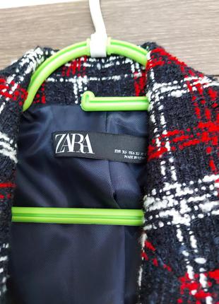 Удлинённый  пиджак букле  zara s-m  чёрно-красный7 фото
