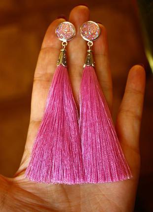 Серьги серёжки кисти кисточки розовые с красивым камнем
