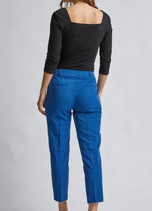 Актуальные классические стрейчевые укороченные брюки со стрелками батал dorothy perkins3 фото