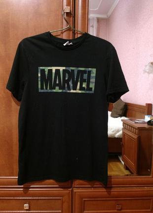 Черная футболка " marvel "камуфляж1 фото