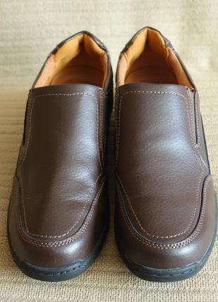 Мягкие легкие классические фирменные темно-коричневые кожаные туфли streetcars 12 р.2 фото