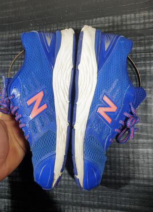 Бігові кросівки new balance 680 v54 фото