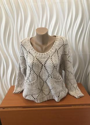 Жіночий світер