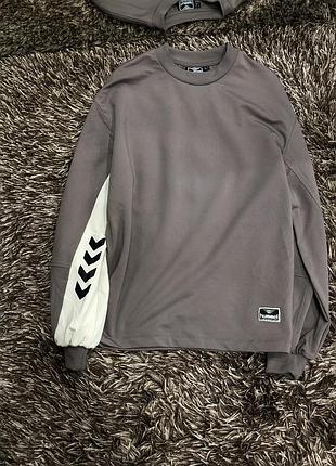 Свитшот hummel
