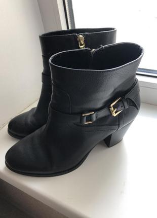 Кожаные ботильоны чёрные ботинки брендовые
