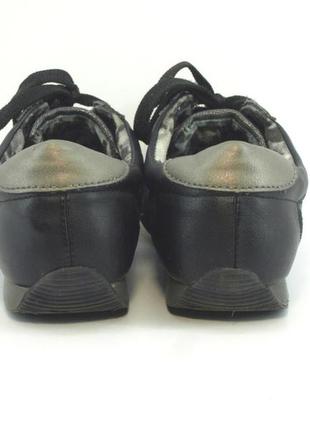 Оригінальні туфлі кросівки footflexx р. 385 фото